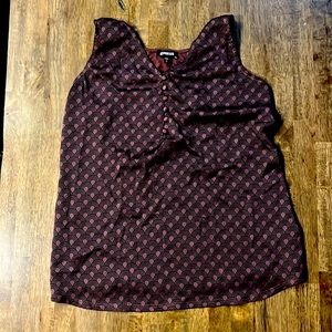 Express med Woman's Top